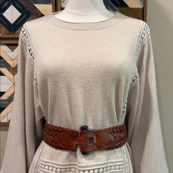 Chloe Merino Wool Cashmere Knit Eyelet Drape Sleeve Poncho Sweater Beige XS - Picture 2 of 13